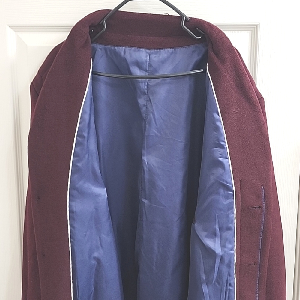 Coat - Picture 2 of 3